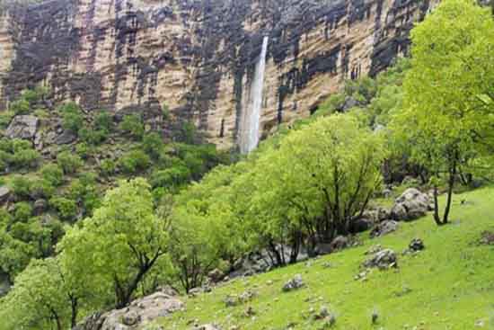 آبشار فصلی بابامنیر فارس+ تصاویر، آدرس و نقشه+ تجهیزات | طبیعت‌گردی در فارس  | کوچیتا